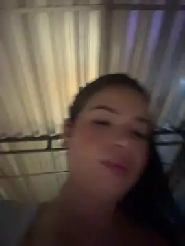 XXX chat uživo modela Rafaellaz