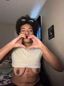 Bellaquitaa_lee's Webcam Show