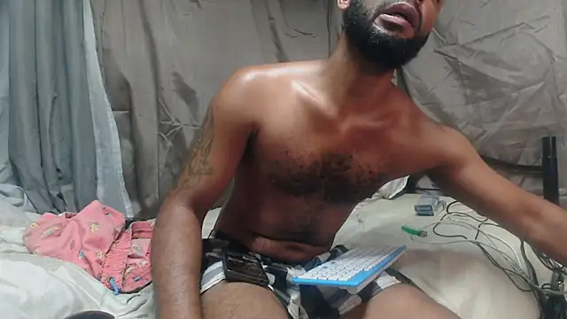 Chat +18 de Camodick ao vivo