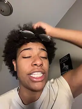 Bellaquitaa_lee webkamerás műsora