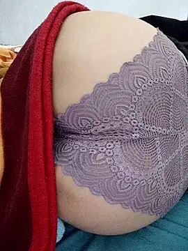 Show modela Haralushiaaa na web-kameri