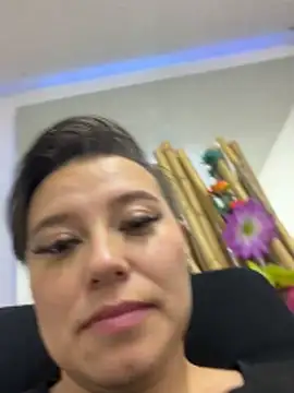 Chatroom XXX en direct de TamySweetness