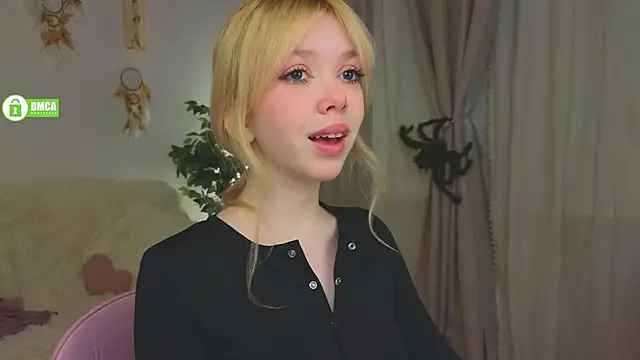 Chat +18 de Rochelle_kitty ao vivo