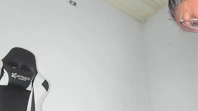 Pauliny23sex: вебкам-шоу