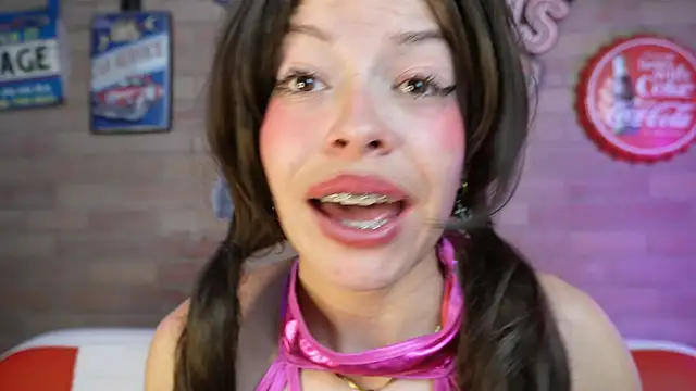 miss__wanda – Naživo XXX chat