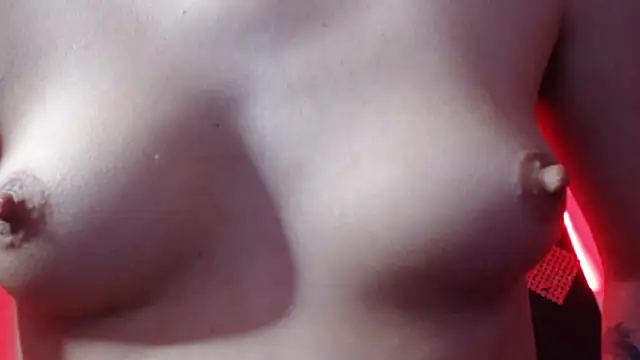 cristal_hills_19's Live XXX Chat