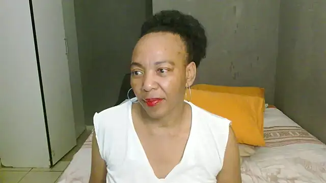 Lillyan_N: онлайн-секс-чат