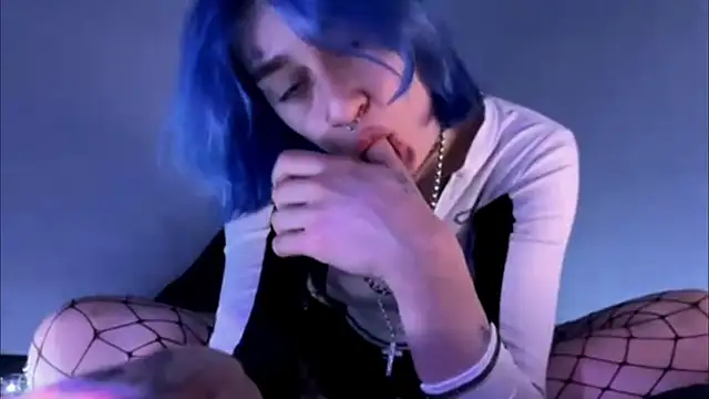 Chat +18 de PeachyLuna ao vivo