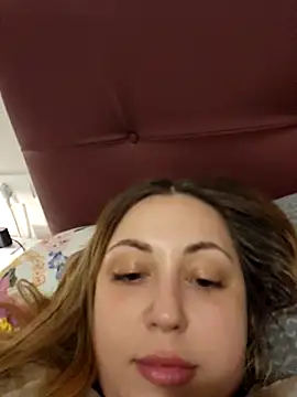 sofiabichota Adlı Modelin Canlı XXX Sohbeti