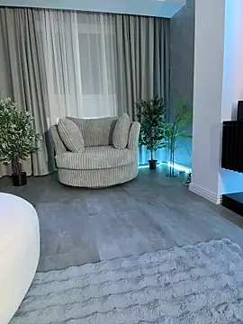 KirstieVegas:  απευθείας συνομιλία ΧΧΧ