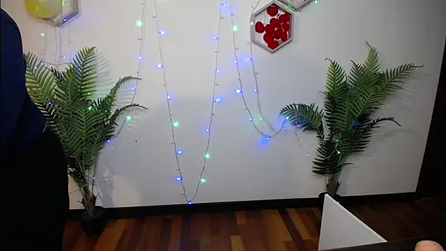 Онлайн чат XXX BlondyLeeBest