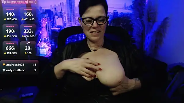 XXX chat uživo modela ninarandmann
