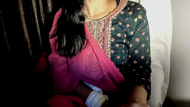 TheShyGirl_のライブXXXチャット