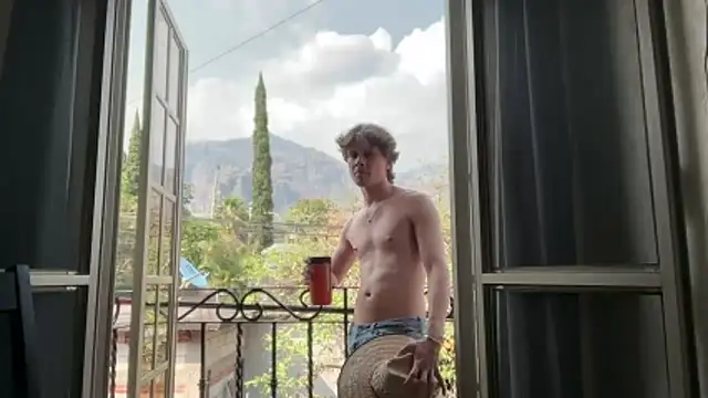 mcklister_kinky_feets Live XXX Chat