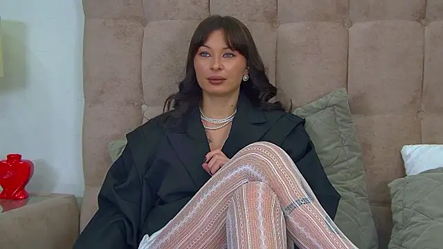 AlexandraBloom: онлайн-секс-чат