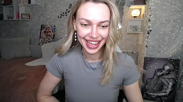 NickyAdamidiのライブXXXチャット