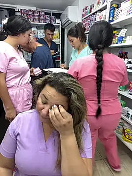 XXX chat uživo modela kandalove