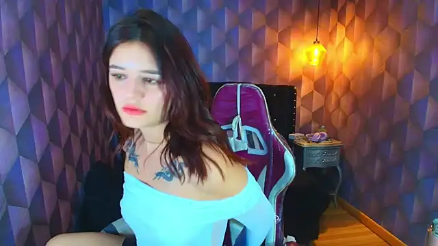 XXX chat uživo modela LiaHarryis