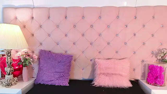 CaterinaRomanoのライブXXXチャット