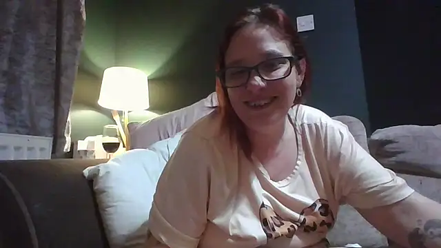 Curvy_Clare Webcam Show