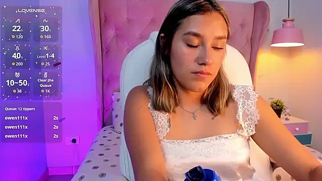 แชท XXX สดของ _Sophie__miller