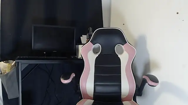 แชท XXX สดของ AlejandraScott