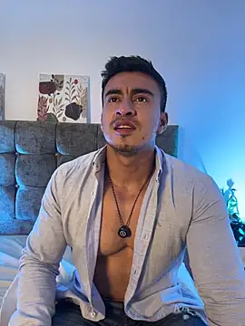 Chris_Clarck: απευθείας συνομιλία ΧΧΧ