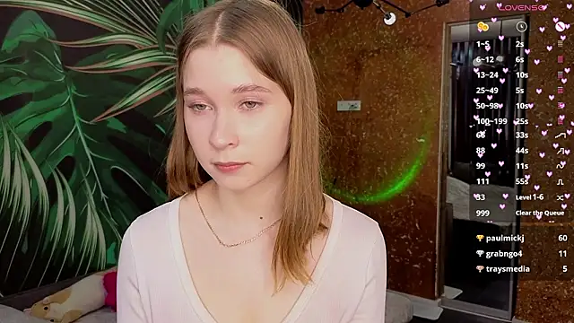 vickky_shy: απευθείας συνομιλία ΧΧΧ