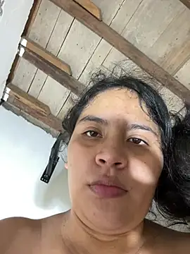 โชว์เว็บแคมของ moncerrat_luna