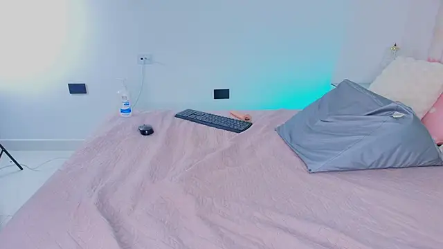 alanarose18 现场XXX聊天