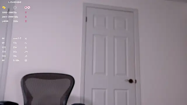 naughtytilly Show Webcam