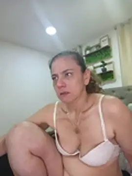 sasi_luna – Naživo XXX chat