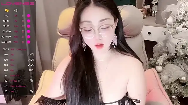 Monica-666888- élő XXX-chatje