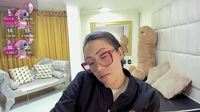 Chat +18 de gaby_trent ao vivo