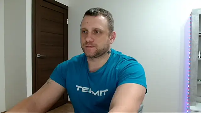 B-L-O-N-D – Kamerová šou