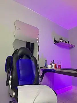 Yelena03: онлайн-секс-чат