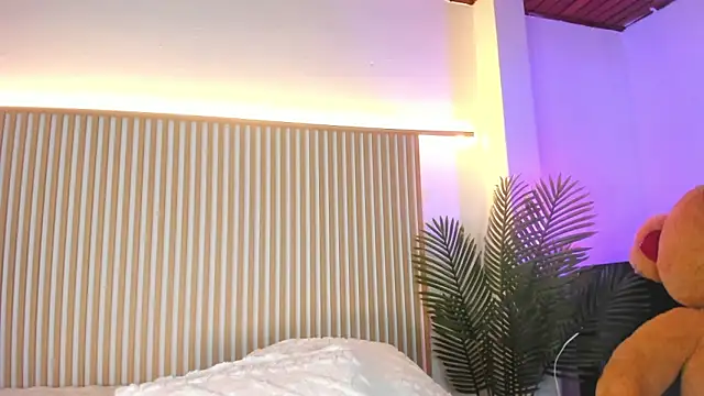 Chatroom XXX en direct de lia_corner