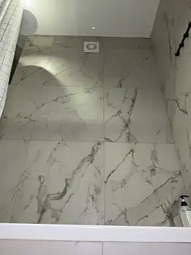 Bambi-Live's Live XXX Chat