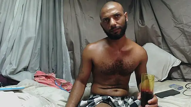 CamodickのライブXXXチャット