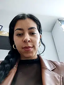 Luianna 即時 XXX 聊天