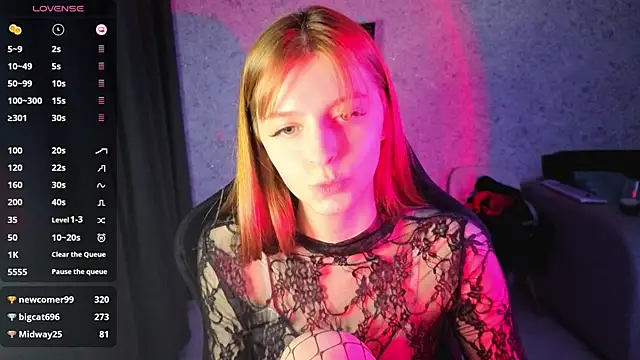 kitti_sweett 即時 XXX 聊天