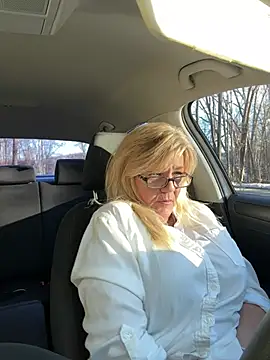 Lenaxox 现场XXX聊天