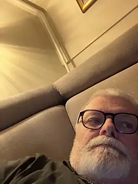 petvarad Chat XXX in diretta