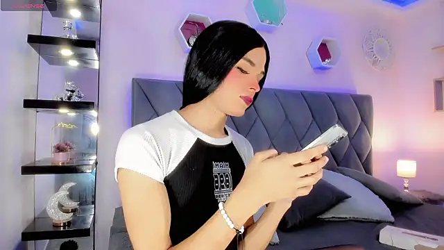 Amira_Ember Adlı Modelin Web Kamerası Şovu