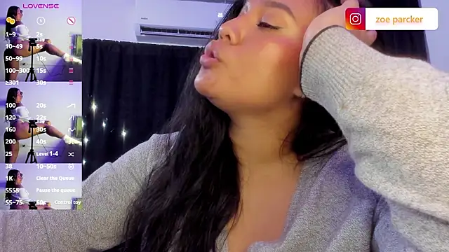ZoeParcker's Live XXX Chat