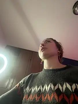 MaleiSummer live XXX chat