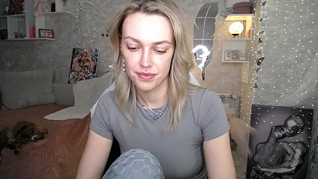 NickyAdamidi's Live XXX Chat