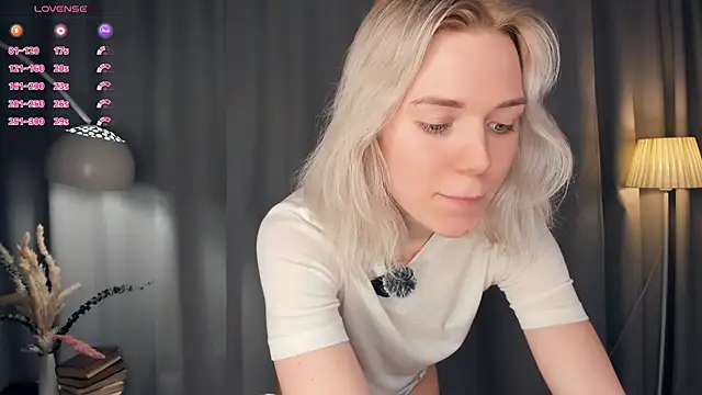 Chat +18 de DianeHonnette ao vivo