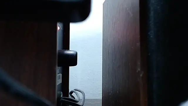 emiliaa_hot's Webcam Show