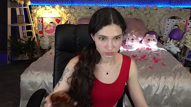 XXX chat uživo modela BabyFlowerr